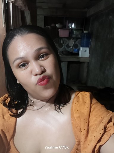 Gladys, 30
