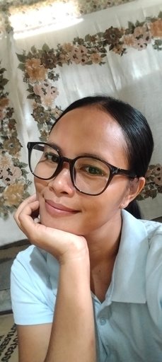 Rosemarie, 38