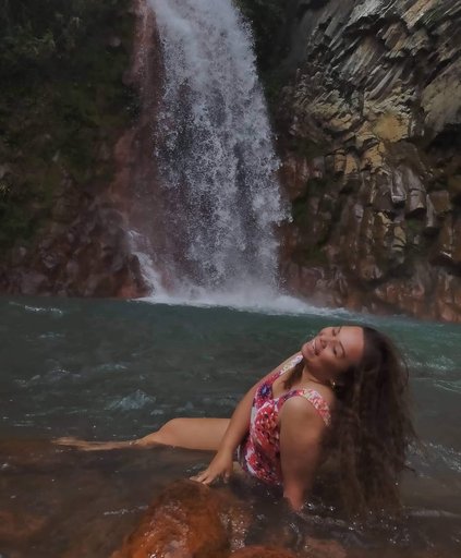 Glenda Sue, 52