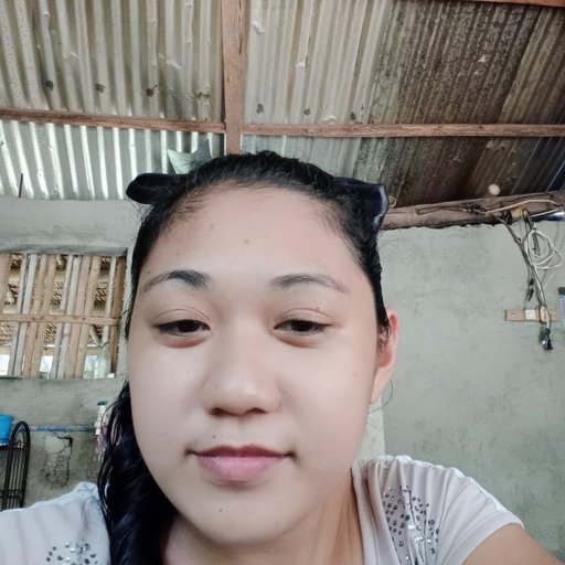 Ying, 25