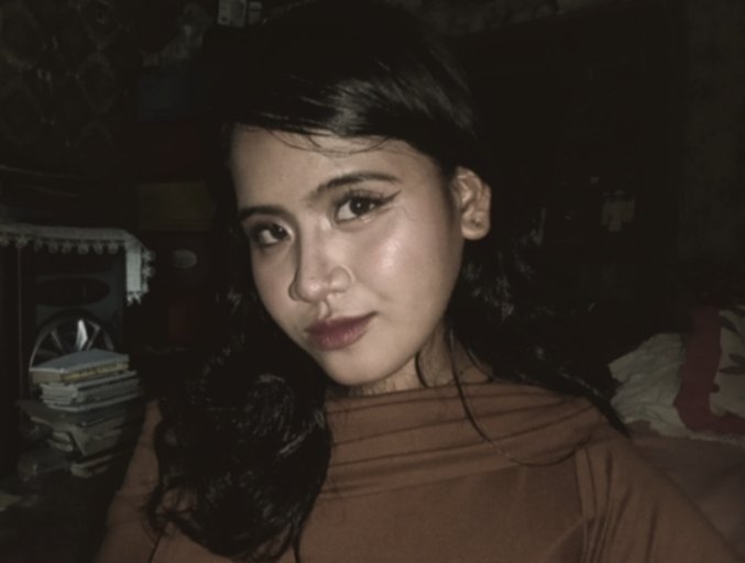 Monica , 23