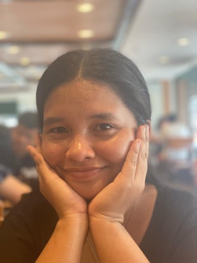 Julia Jean, 24