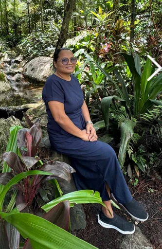 Leilani, 52