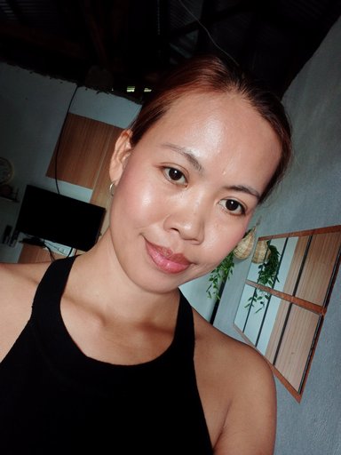 Carla, 32