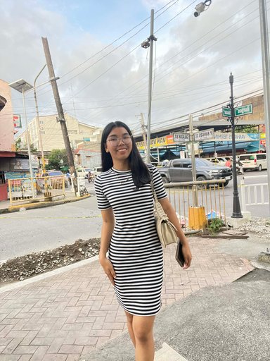 Cristine, 24
