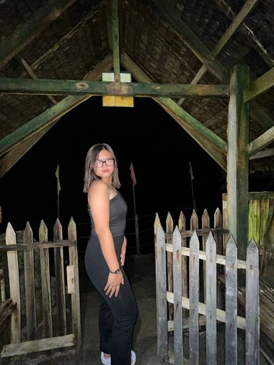 Ella, 20