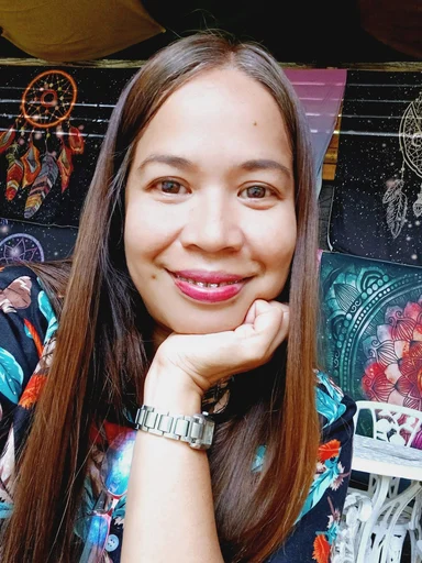 Lorelin, 51