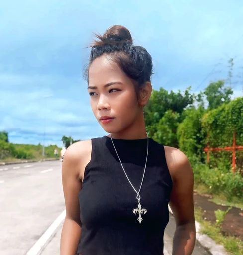 Lovely, 22