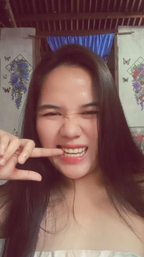 Cherlyn, 23