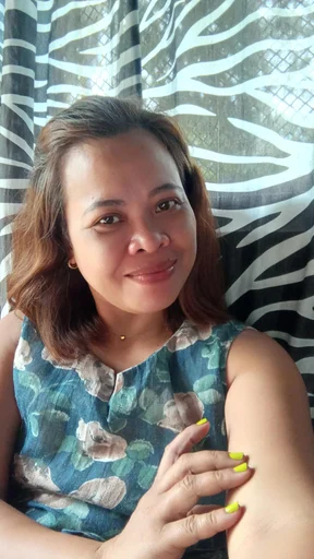 Lyn, 41