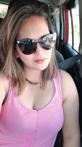 Manilyn, 37