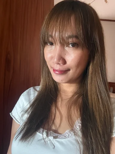 Jhonelia, 35