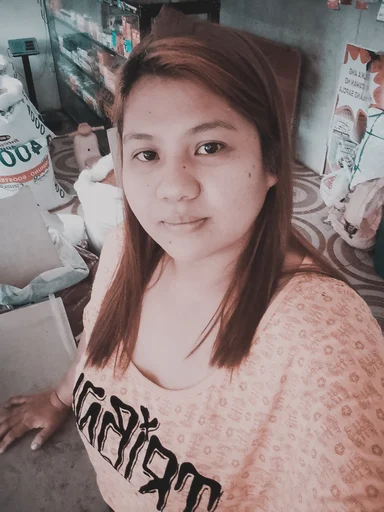 SANDRA, 33