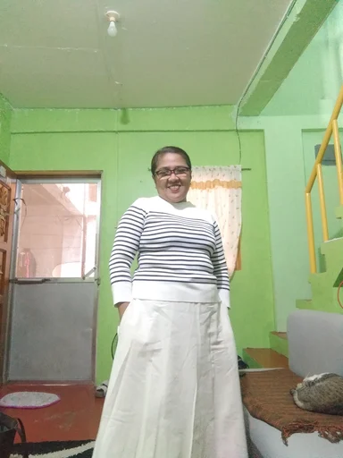 Shirly, 50