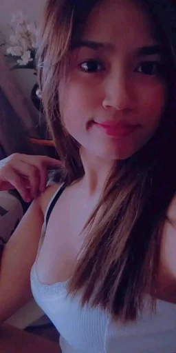 Mikay, 29