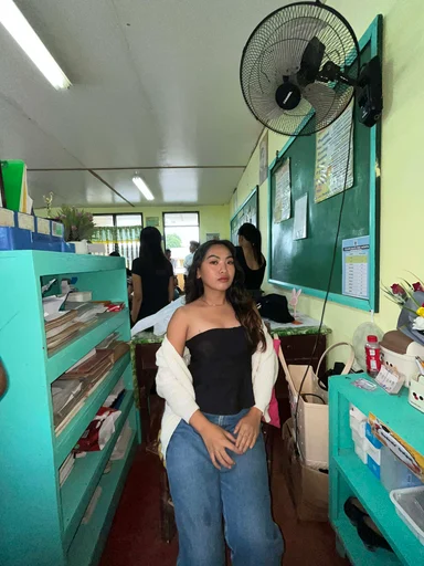 Pam, 24