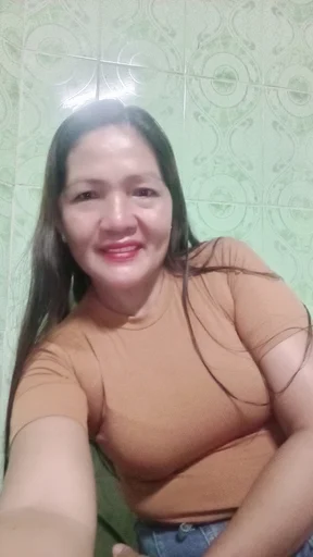 Lily, 44