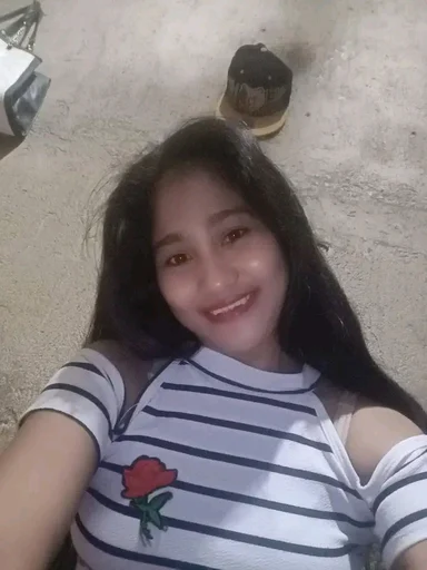 Rose, 27