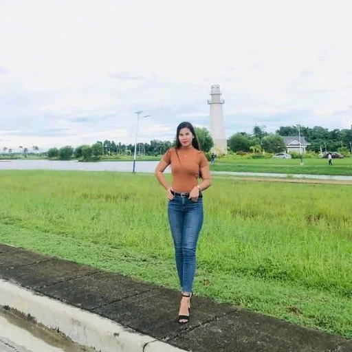 Jay Ann, 28