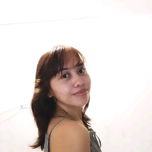 Ailleen, 27