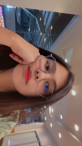 Alex, 31