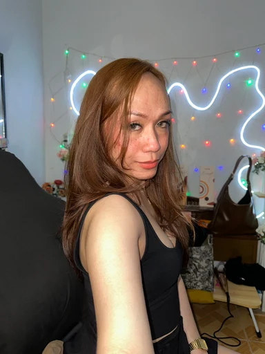 Andie, 34