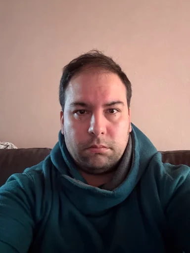 Zighy, 32