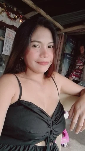 Realyn, 34
