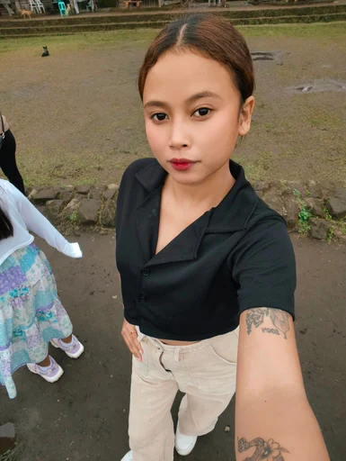 Anamae, 21
