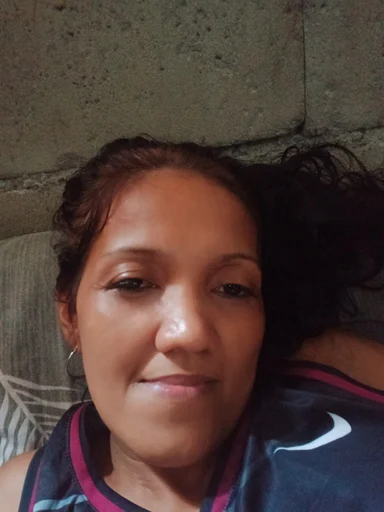 Elizabeth, 39
