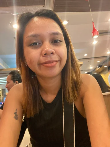 Kimberly, 27