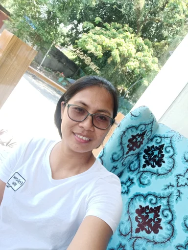 Sheril, 43