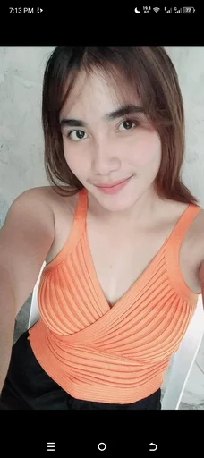 Shella, 22