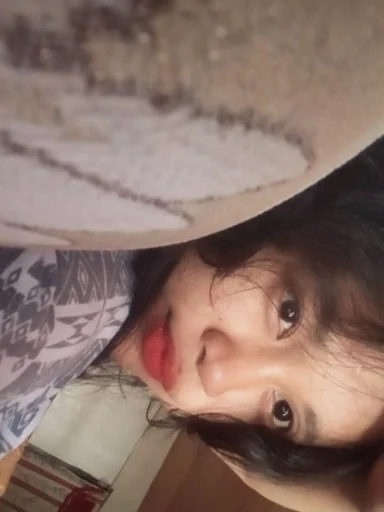 Anne, 21