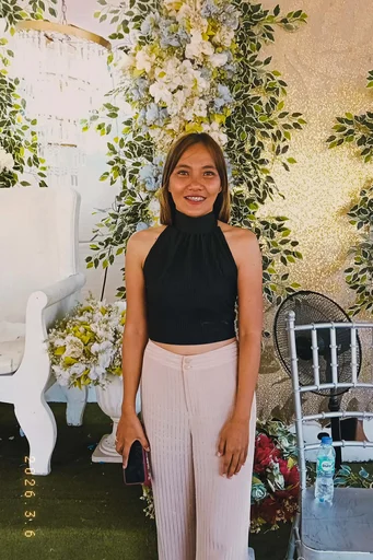 Lyn, 30