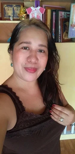 Nenita, 51