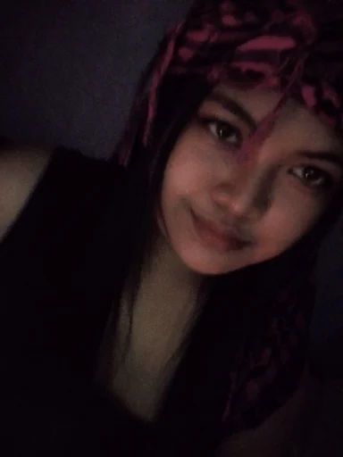 Mary Grace, 18