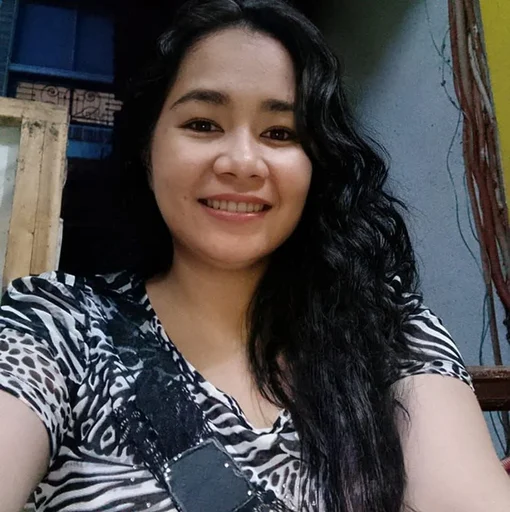 Kristine, 43