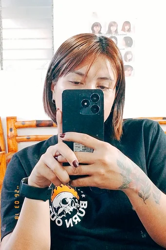 Jane, 32