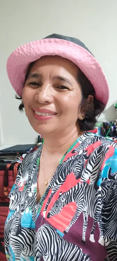 Jennelyn, 51