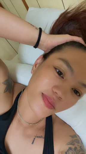 Jhovie, 40