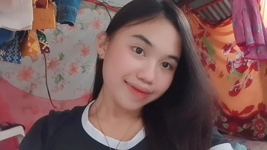 Grayla, 18