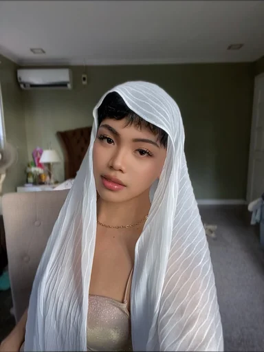 Keyli, 23