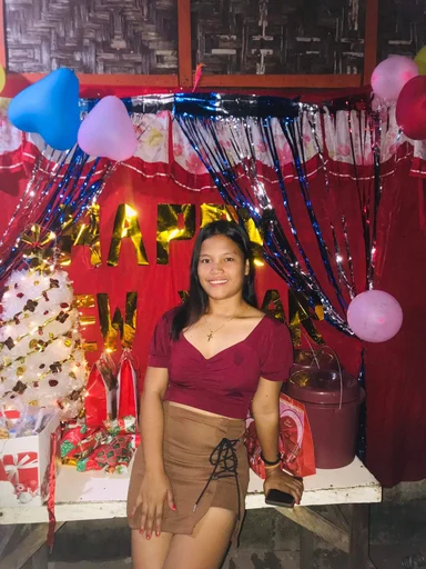 Marilou, 23