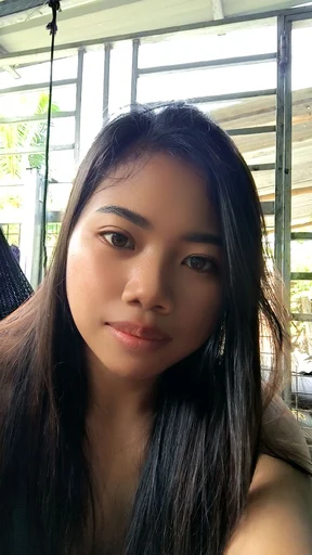 Carla, 29