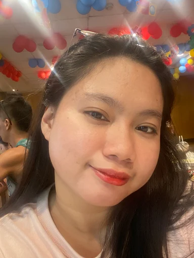 LYNNE, 26