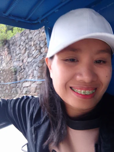 Jen, 31