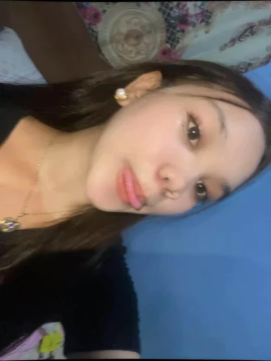 Kristine, 18