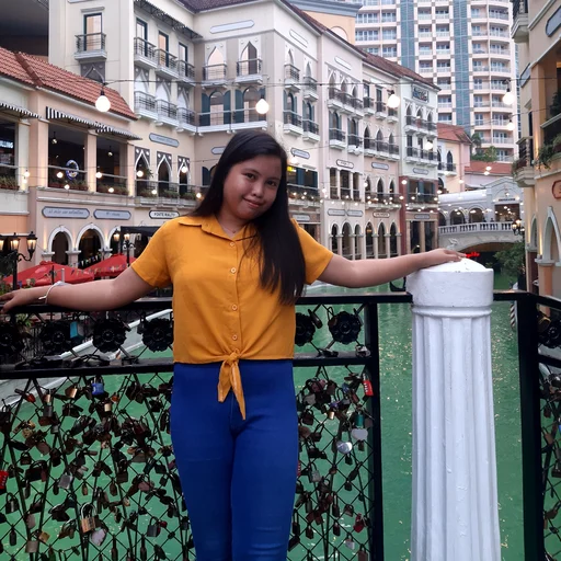 Marian, 22
