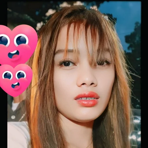 Junalie, 22